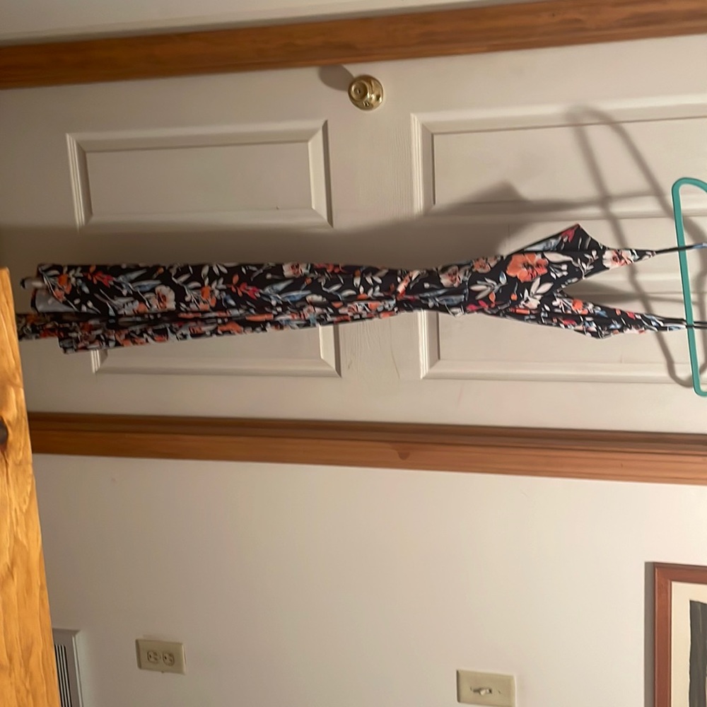 Beautiful wrap around maxi size small